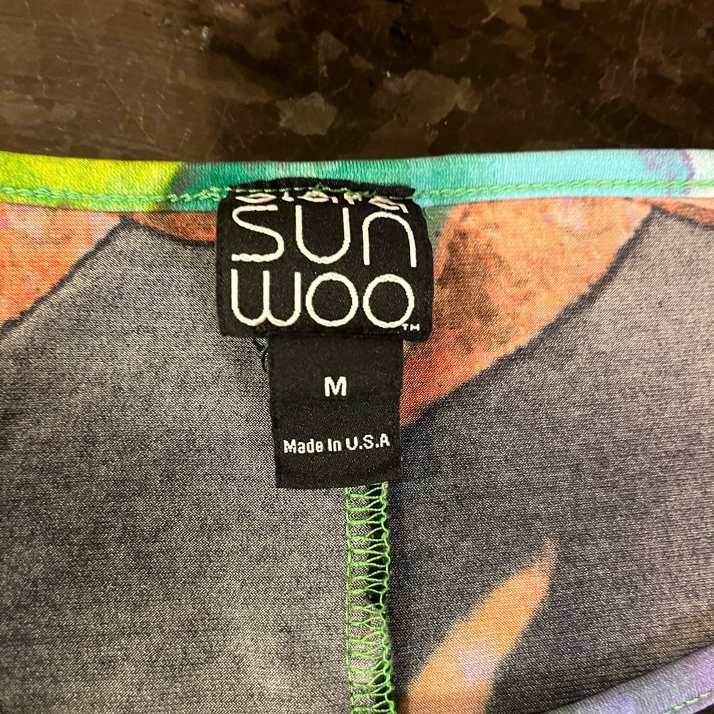 Sun Woo Abstract Art Print Top Medium | Made in USA - Picture 4 of 5
